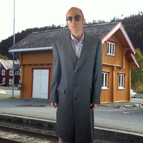 Herringbone Tweed Virgin Wool Trench Coat Black and Gray 44R - Picture 10 of 16